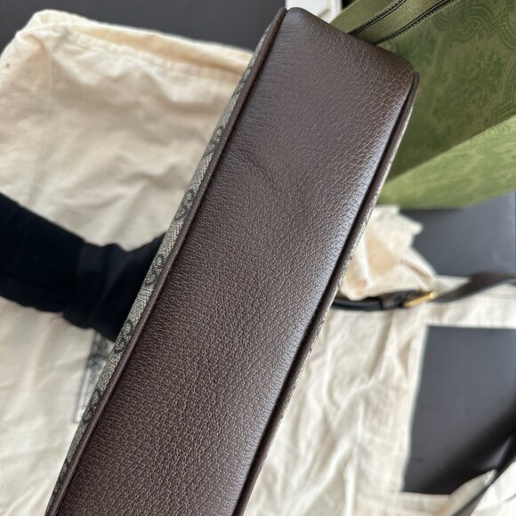 Gucci Shoulder Bag - Picture 8 of 8